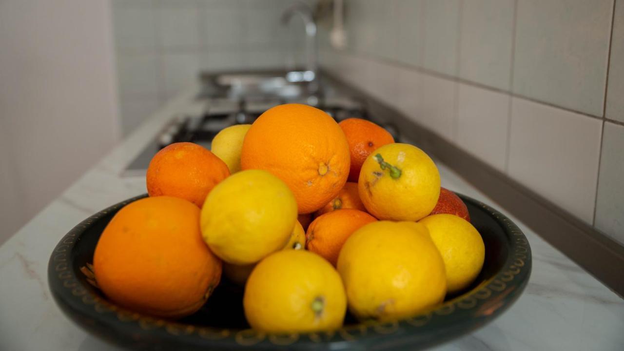 Appartamenti Melograno E Fico Loculi Екстер'єр фото